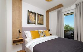 Studio Apartman Krila Wings- Parking In Garage
